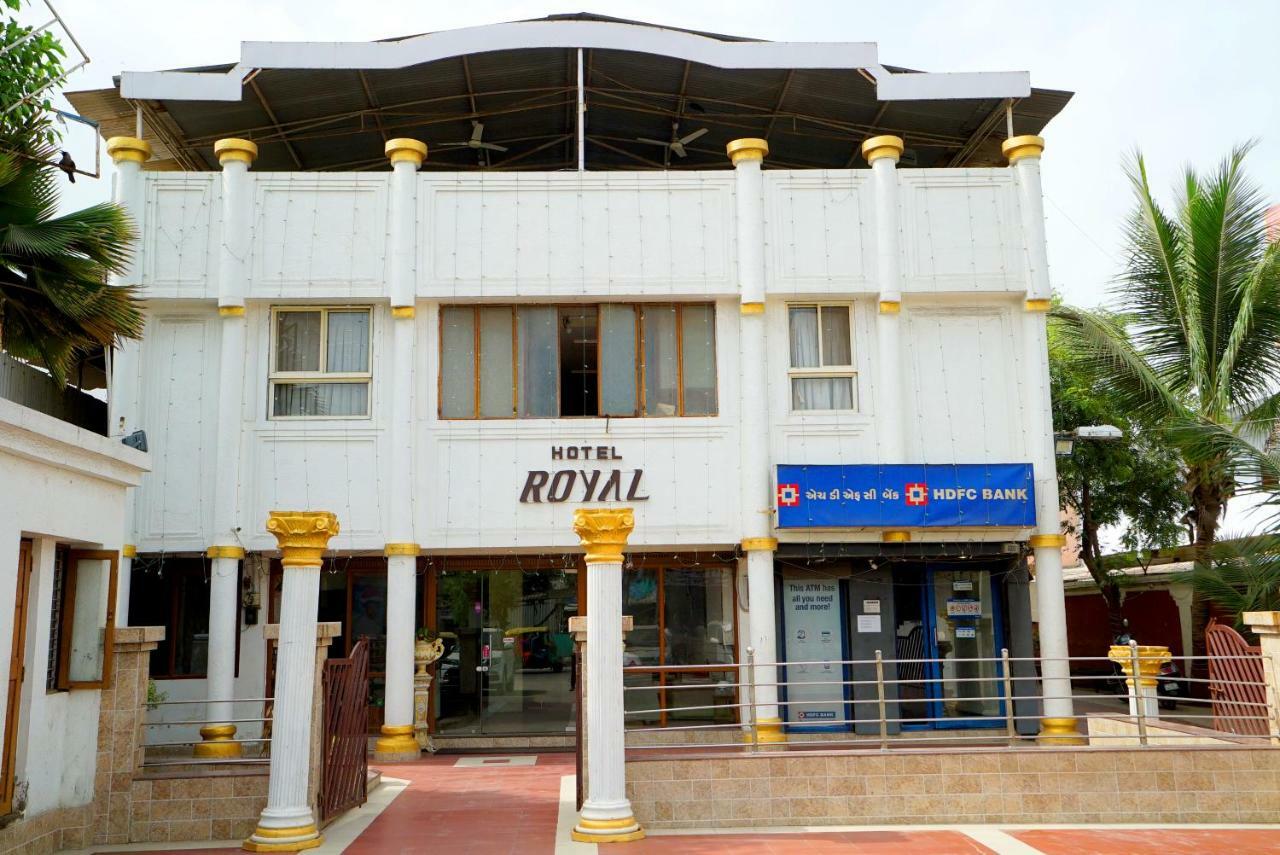 Hotel Royal Ahmadábád Kültér fotó
